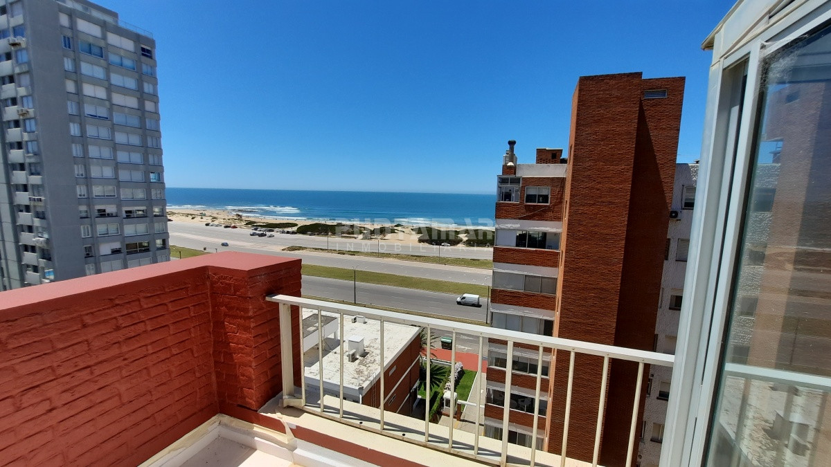 ALQUILER DEPARTAMENTO DE 2 DORMITORIOS CON VISTA AL MAR - PMI9067A