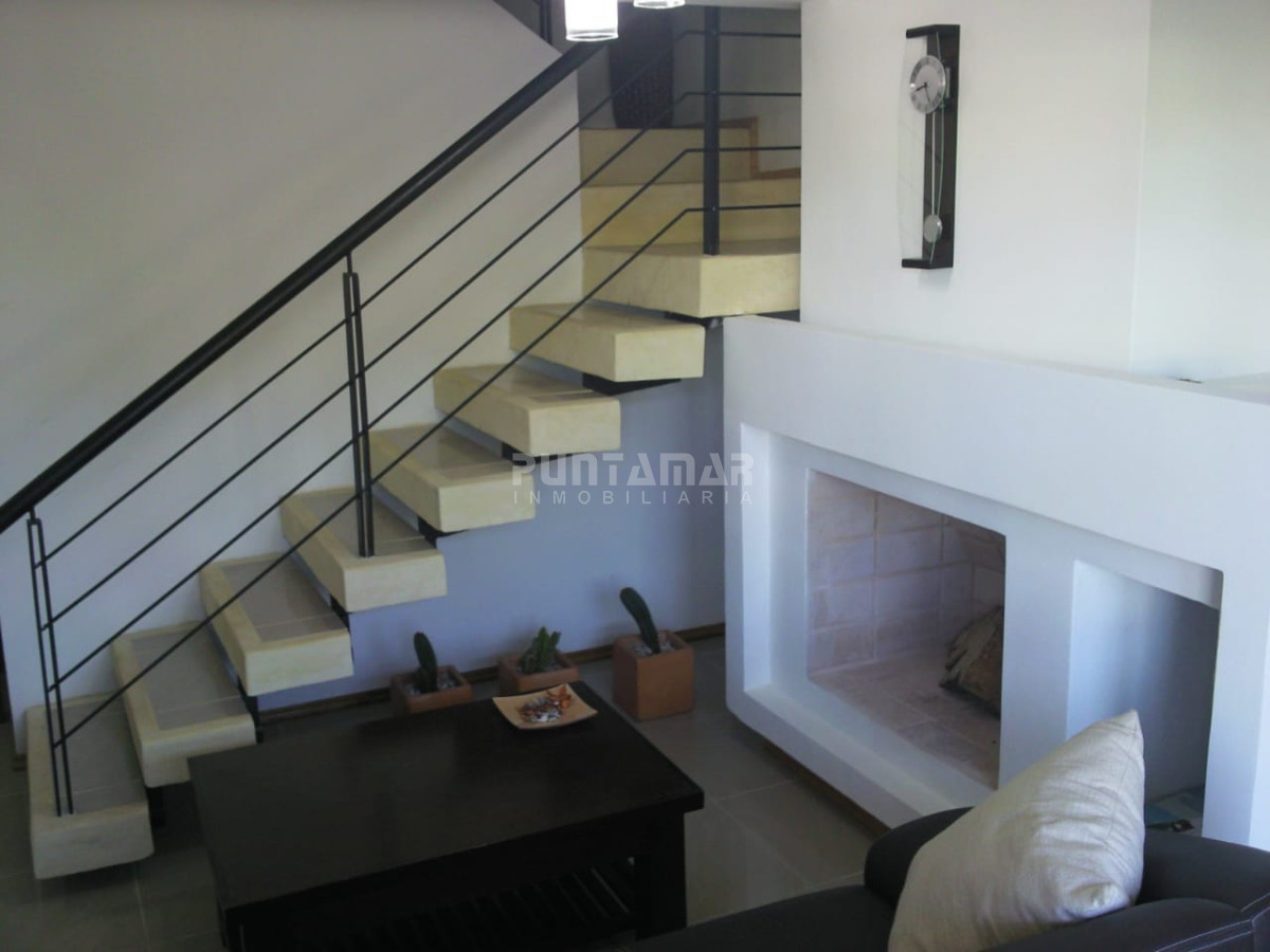 ALQUILER DEPARTAMENTO, CASA 3 DORMITORIOS EN MANANTIALES - PMI212878A