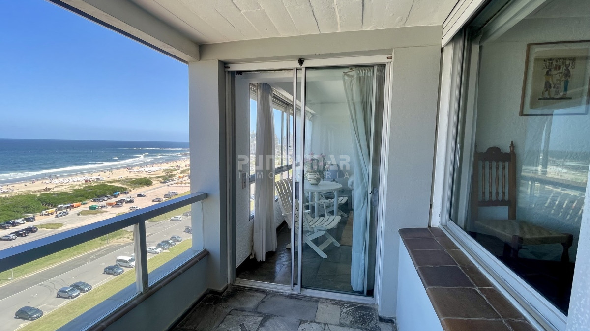 Apartamento ID.213221 - MUY LINDO APARTAMENTO DE UN DORMITORIO PRIMERA LINEA AL MAR 