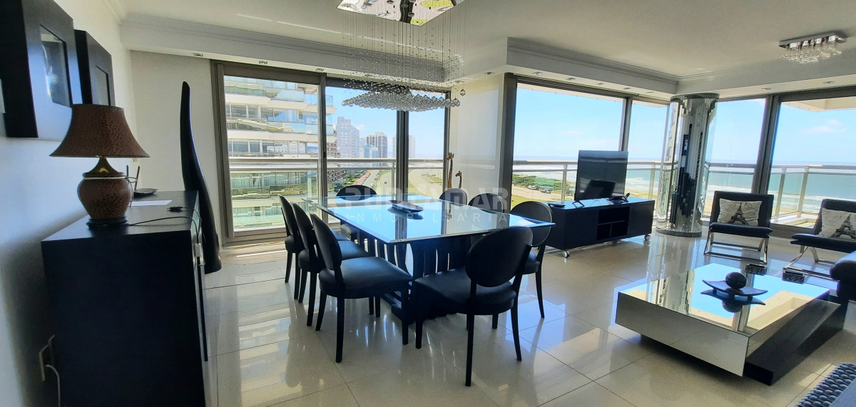 Apartamento ID.1357 - IMPORTANTE DEPARTAMENTO DE 3 DORMITORIOS EN SUITE EN EDIFICIO DE CATEGORIA
