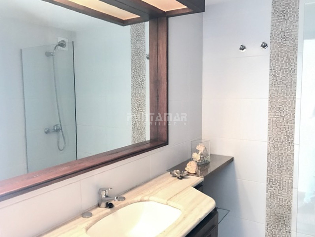 Apartamento ID.211620 - Apartamento en Mansa, 2 dormitorios *