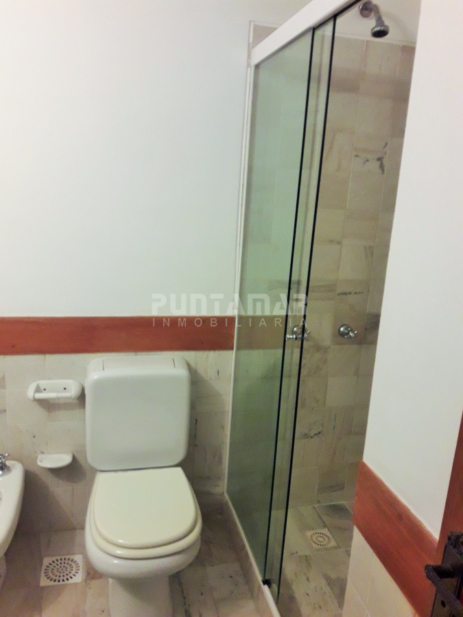 Apartamento ID.211857 - EDIFICIO CON AMENITIS A PASOS DE PLAYA BRAVA , DOS DORMITORIOS Y DEPENDENCIA DE SERVICIO.