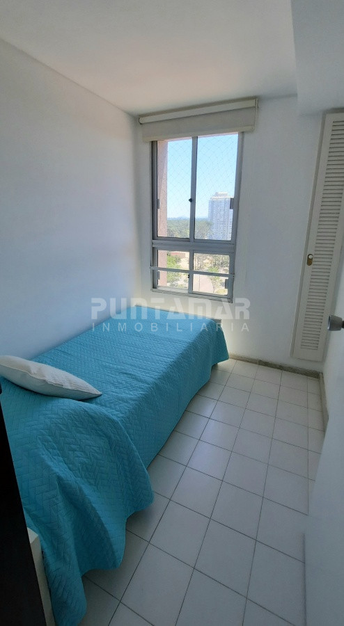 Apartamento ID.210187 - DEPARTAMENTO DE 3 DORMITORIOS EN PISO ALTO CON EXCELENTE VISTA 