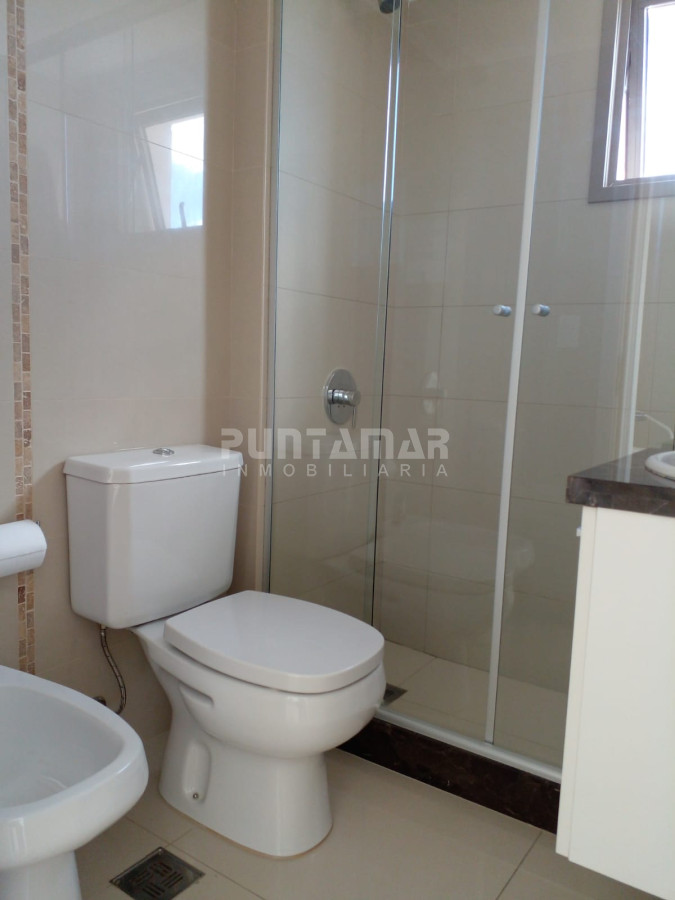 Apartamento ID.212573 - ALQUILER INVERNAL DEPARTAMENTO DE UN DORMITORIO EN EDIFICIO DE CATEGORÍA