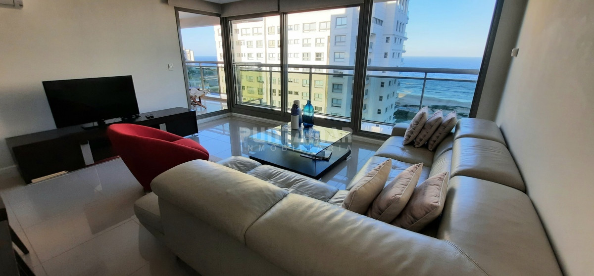 Apartamento ID.213329 - IMPORTANTE DEPARTAMENTO DE 3 DORMITORIOS EN SUITE EN EDIFICIO DE CATEGORIA