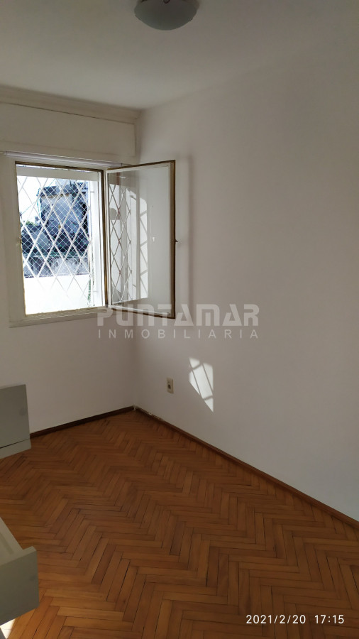 Apartamento ID.212850 - APARTAMENTO EN LA BLANQUEADA, MONTEVIDEO, IDEAL PARA INVERSION