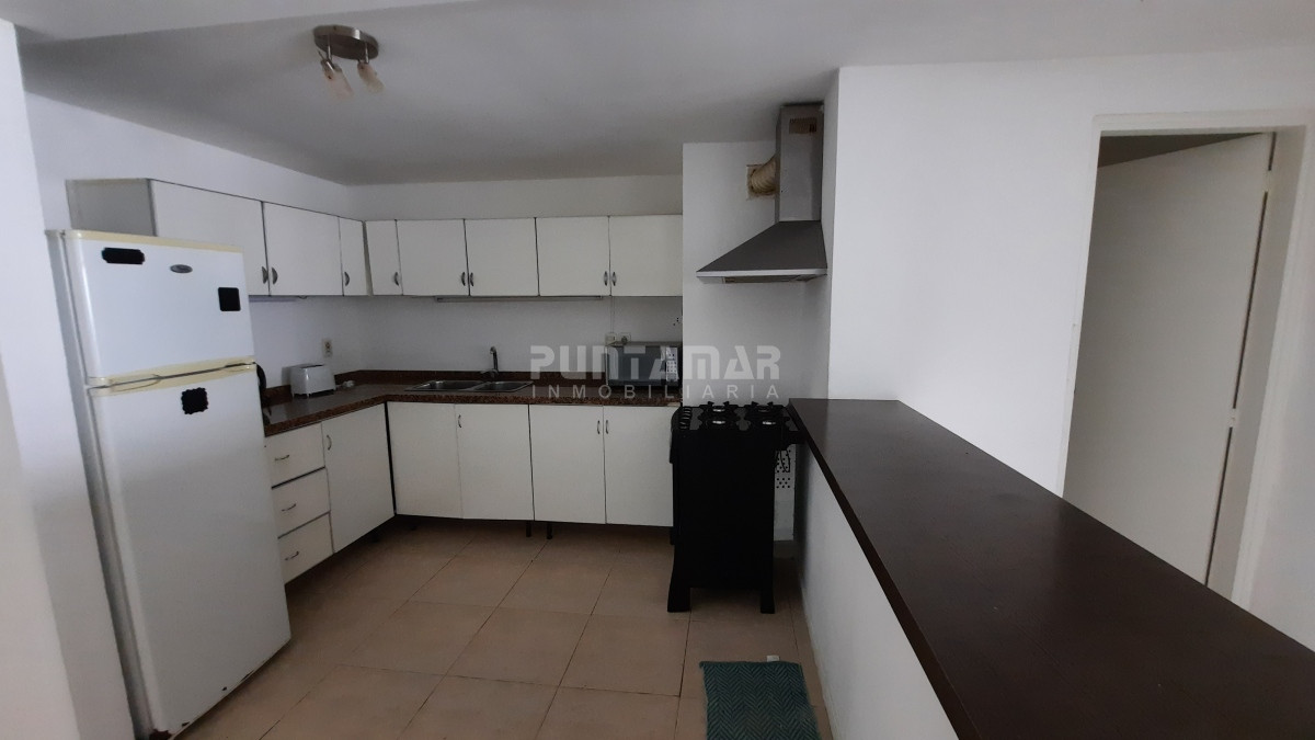 Apartamento ID.212986 - DEPARTAMENTO DE 3 DORMITORIOS CON VISTA AL MAR 