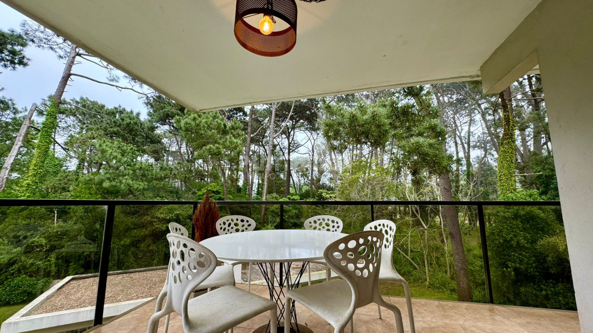 Apartamento ID.213438 - HERMOSO PENTHOUSE 2 DORMITORIOS CON JACUZZI A 100 MTS DE PLAYA BRAVA