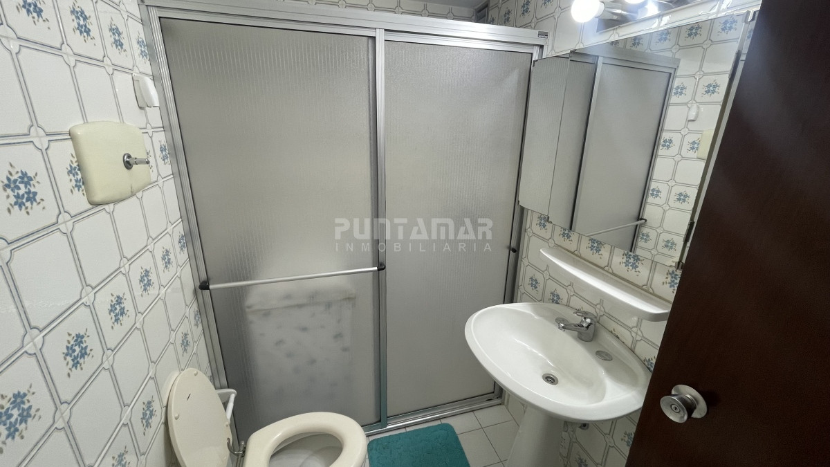 Apartamento ID.213221 - MUY LINDO APARTAMENTO DE UN DORMITORIO PRIMERA LINEA AL MAR 