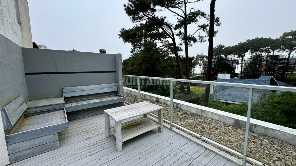 Apartamento ID.213438 - HERMOSO PENTHOUSE 2 DORMITORIOS CON JACUZZI A 100 MTS DE PLAYA BRAVA