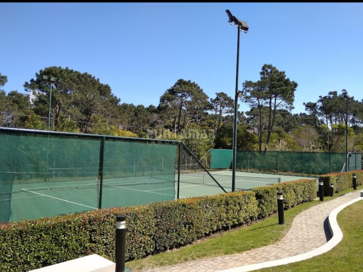 Apartamento ID.213817 - VENTA DEPARTAMENTO DE 3 DORMITORIOS EN QUARTIER DEL MAR.