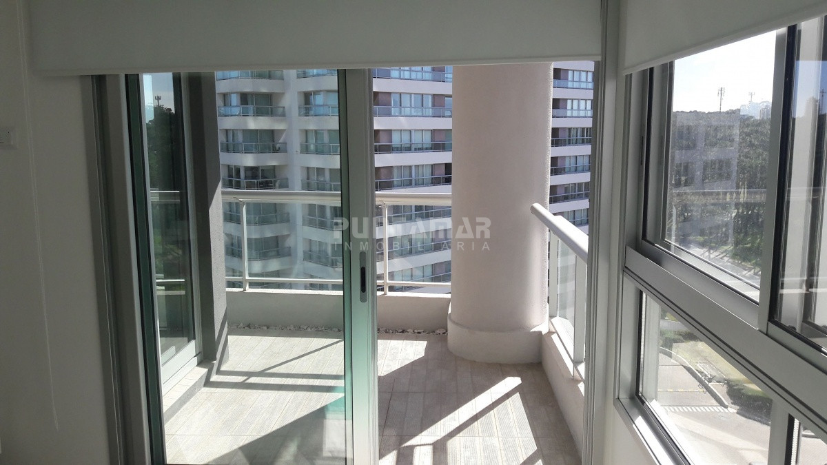 Apartamento ID.211642 - DEPARTAMENTO DE 1 DORMITORIO EN EDIFICIO DE CATEGORIA 
