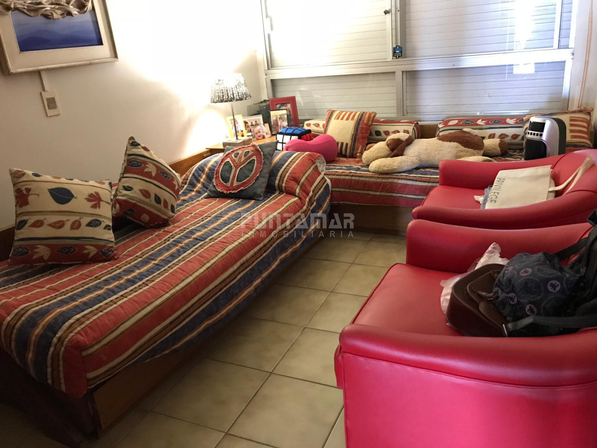 Apartamento ID.211896 - DIVINO PENTHOUSE EN PENINSULA FRENTE AL MAR , TERRAZA EXCLUSIVA CON PARRILLERO PROPIO, JACUZZI , PARA DISFRUTAR DE UNAS BUENAS VACACIONES. 