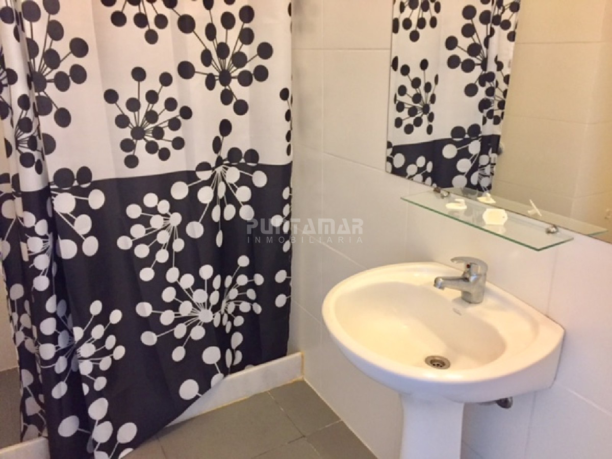 Apartamento ID.211687 - Apartamento en Manantiales, 1 dormitorios *