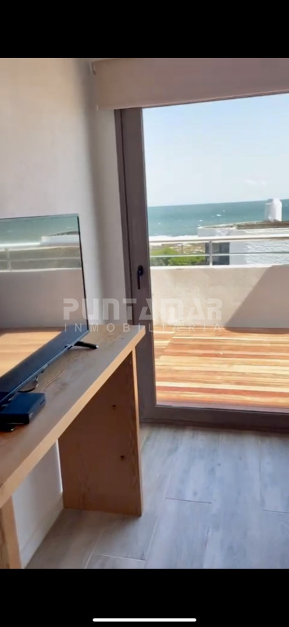 Apartamento ID.213676 - ESPECTACULAR PENTHOUSE A 50 METROS DEL MAR EN LA BARRA