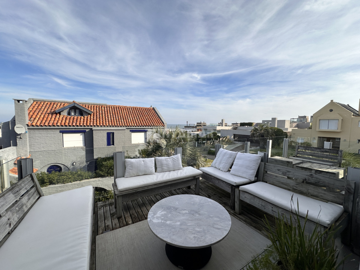 Apartamento ID.213665 - VENTA DE  APARTAMENTO 4 DORMITORIOS EN MONTOYA LA BARRA