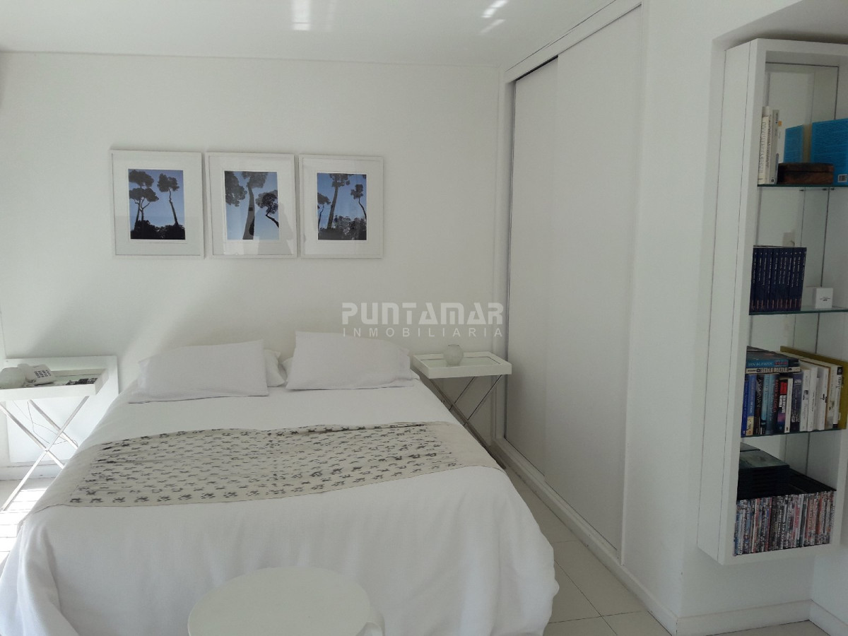 Apartamento ID.211651 - DIVINO APARTAMENTO EN ZONA DE PENINSULA, TERRAZA CON UNA VISTA INCREIBLE Y MUY LUMINOSO, A PASOS DEL PUERTO Y PLAYA..!!!