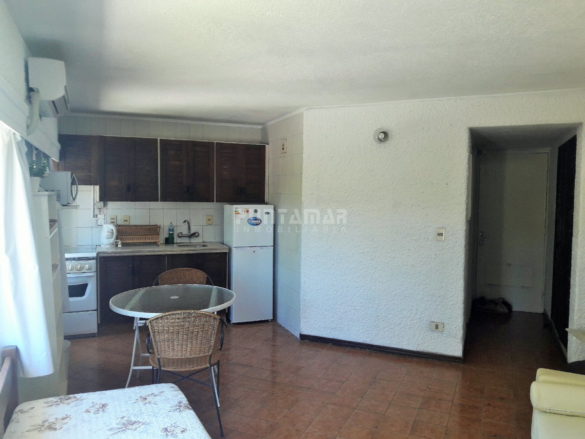 Apartamento ID.211754 - LINDO MONOAMBIENTE UBICADO EN PARADA 12 DE ROOSEVELT , A PASOS DE SUPERMERCADO DEVOTO Y A SEIS CUADRAS DE LA PLAYA 
