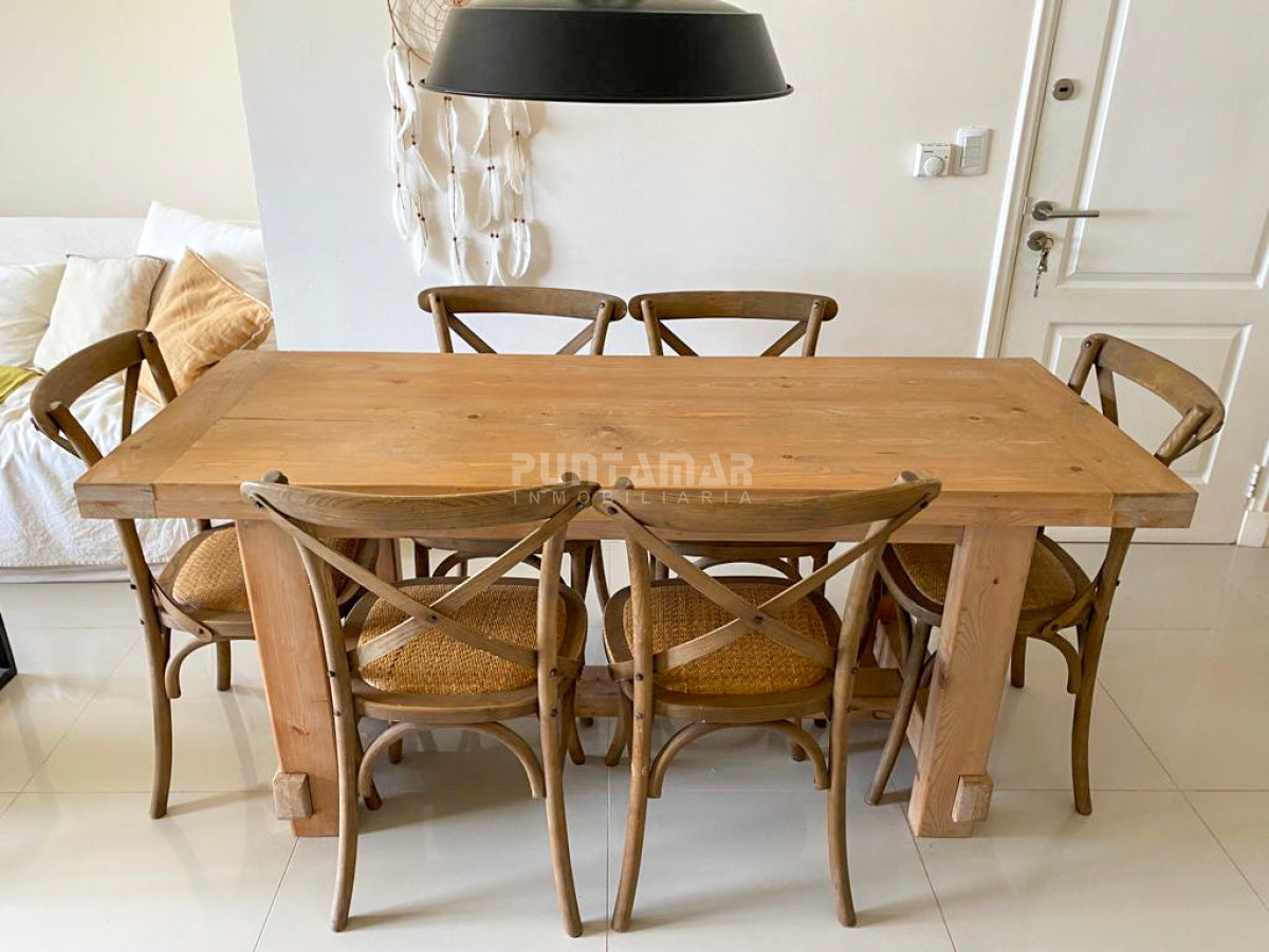 Apartamento ID.213073 - OPORTUNIDAD APARTAMENTO 2 DORM CON TERRAZA A 1 CUADRA DEL MAR