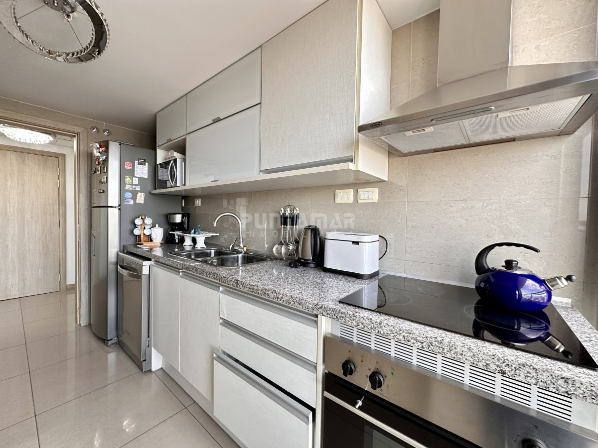 Apartamento ID.213316 - ALQUILER MODERNO APARTAMENTO TORRE ONIX 2 DORMITORIOS 