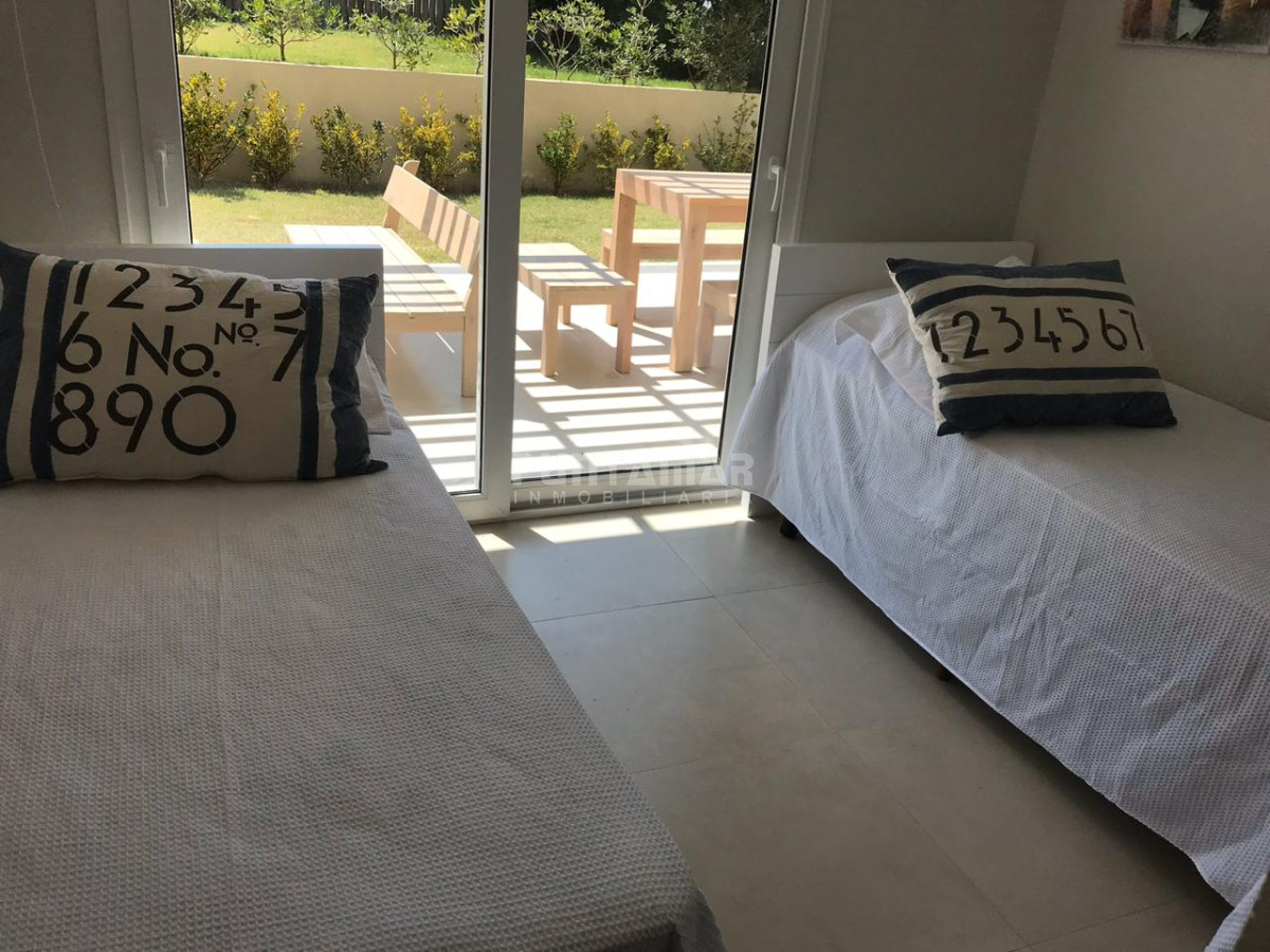 Apartamento ID.211984 - APARTAMENTO EN ALQUILER CON UN LINDO PATIO CON PARRILLERO Y JARDIN SUPER DISFRUTABLE. 