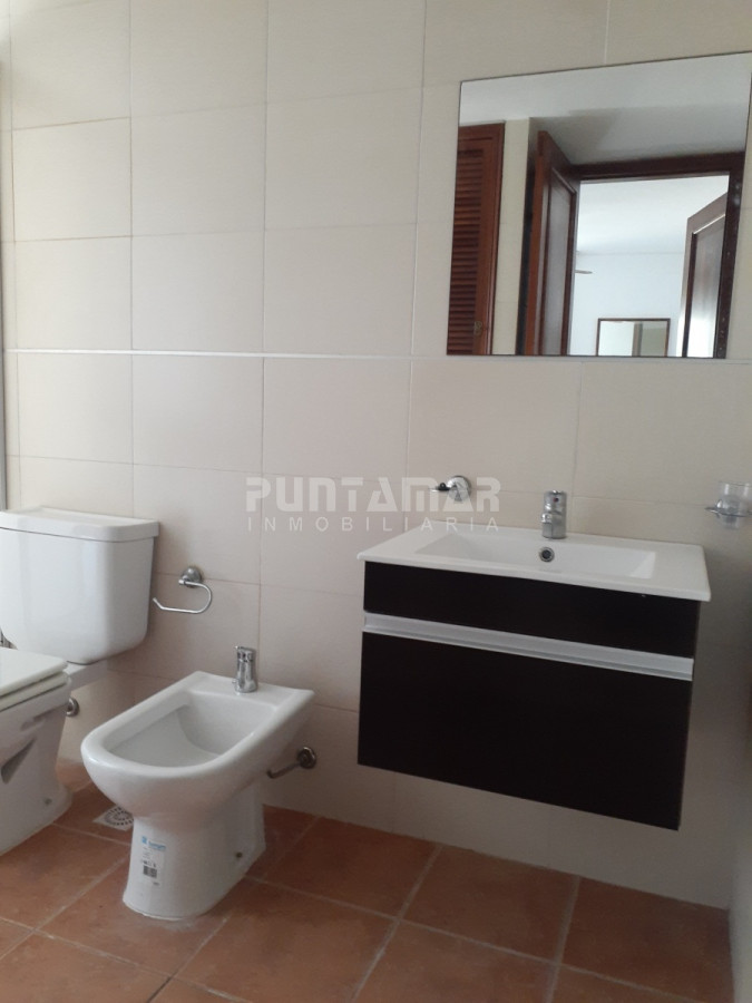 Apartamento ID.212941 - APARTAMENTO EN VENTA PRIMERA LINEA DE  LA PLAYA BRAVA PUNTA DEL ESTE