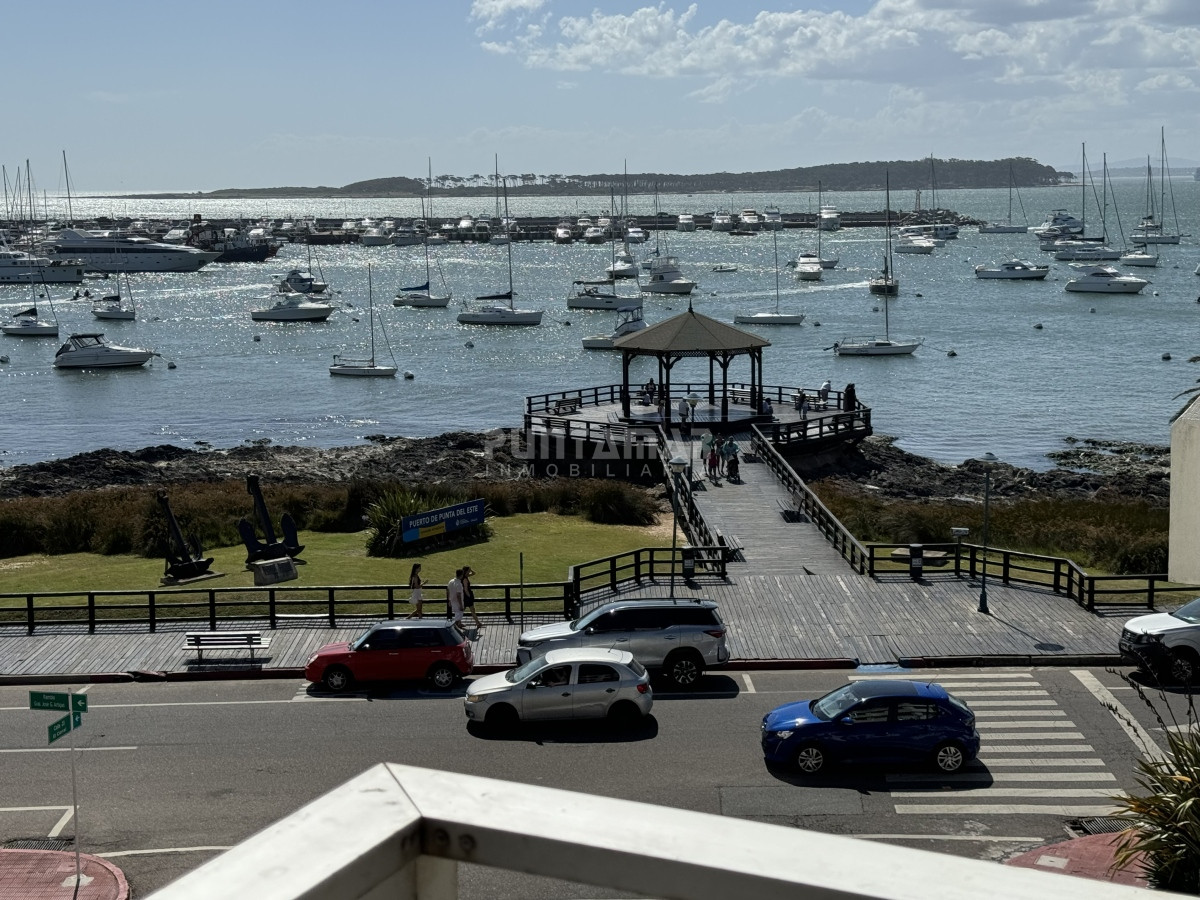Apartamento ID.1351 - Reciclado en venta, vista al puerto