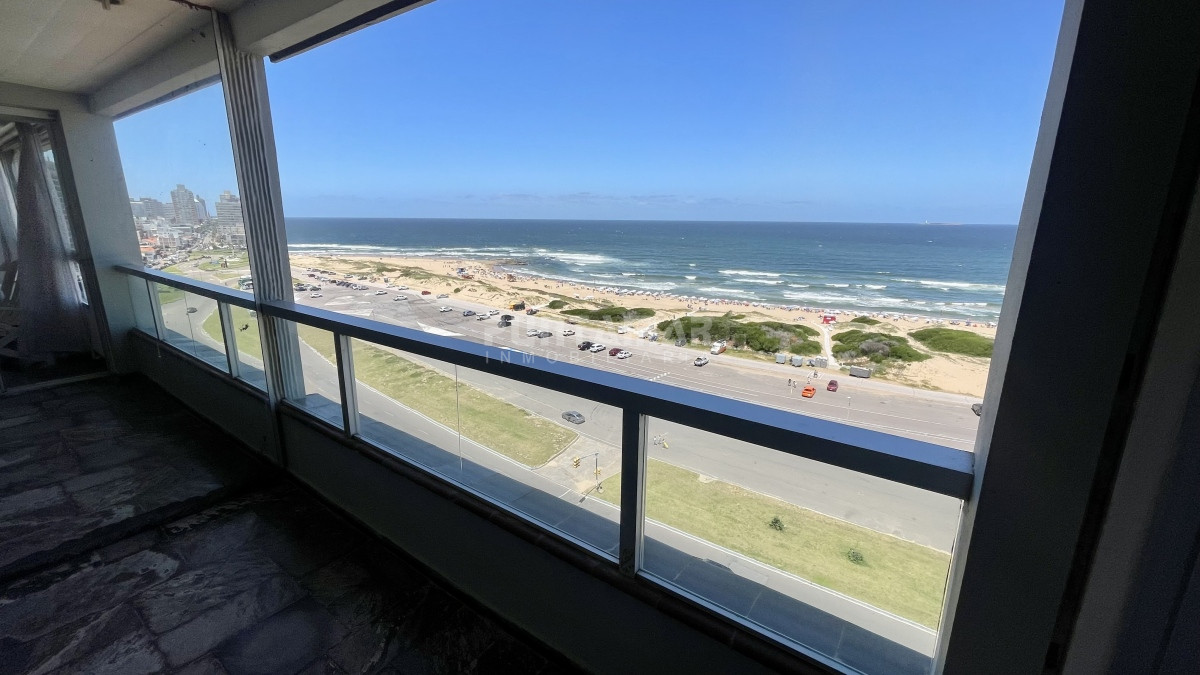Apartamento ID.213221 - MUY LINDO APARTAMENTO DE UN DORMITORIO PRIMERA LINEA AL MAR 