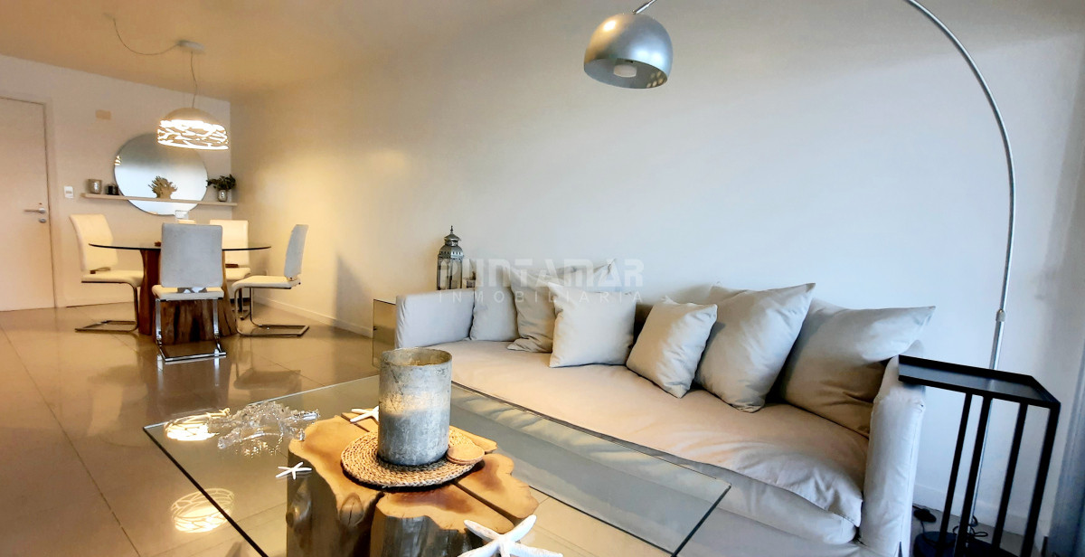 Apartamento ID.213634 - EXCLUSIVO DEPARTAMENTO DE 2 DORMITORIOS CON TERRAZA, PARRILLERO Y JACUZZI PROPIOS