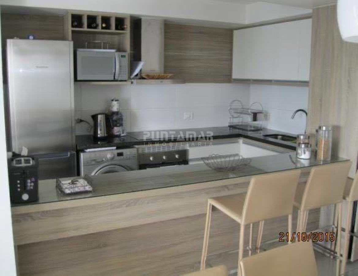 Apartamento ID.212766 - EXCLUSIVO DEPARTAMENTO DE 2 DORMITORIOS CON TERRAZA, PARRILLERO Y JACUZZI PROPIOS