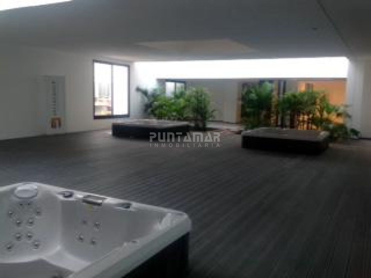 Apartamento ID.213390 - DEPARTAMENTO DE 4 DORMITORIOS EN ZONA ROOSEVELT 