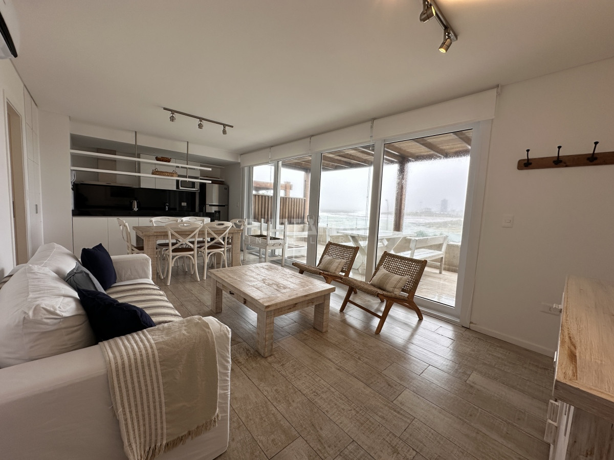 Apartamento ID.213033 - ALQUILER  PALCOS DE LA POSTA FRENTE AL MAR, DOS DORMITORIOS