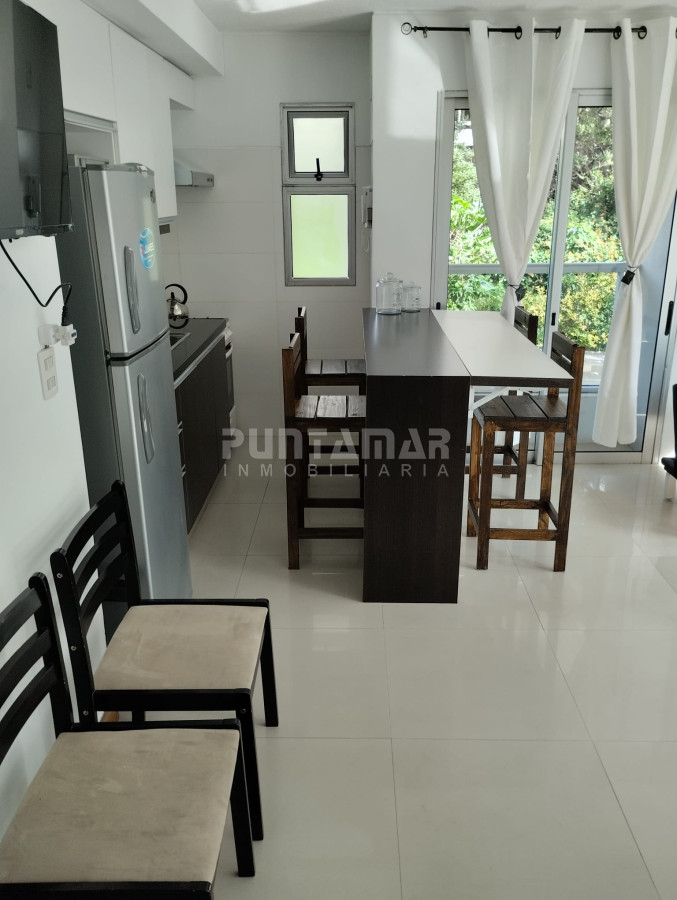 Apartamento ID.3061 - MONOAMBIENTE MUY LUMINOSO EN LA BRAVA