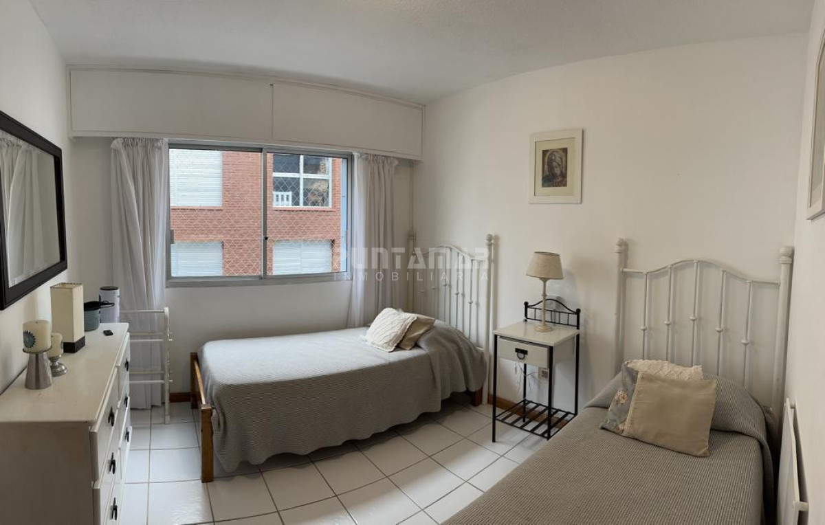 Apartamento ID.212938 - VENTA DE DEPARTAMENTO DOS DORMITORIOS FRENTE AL MAR