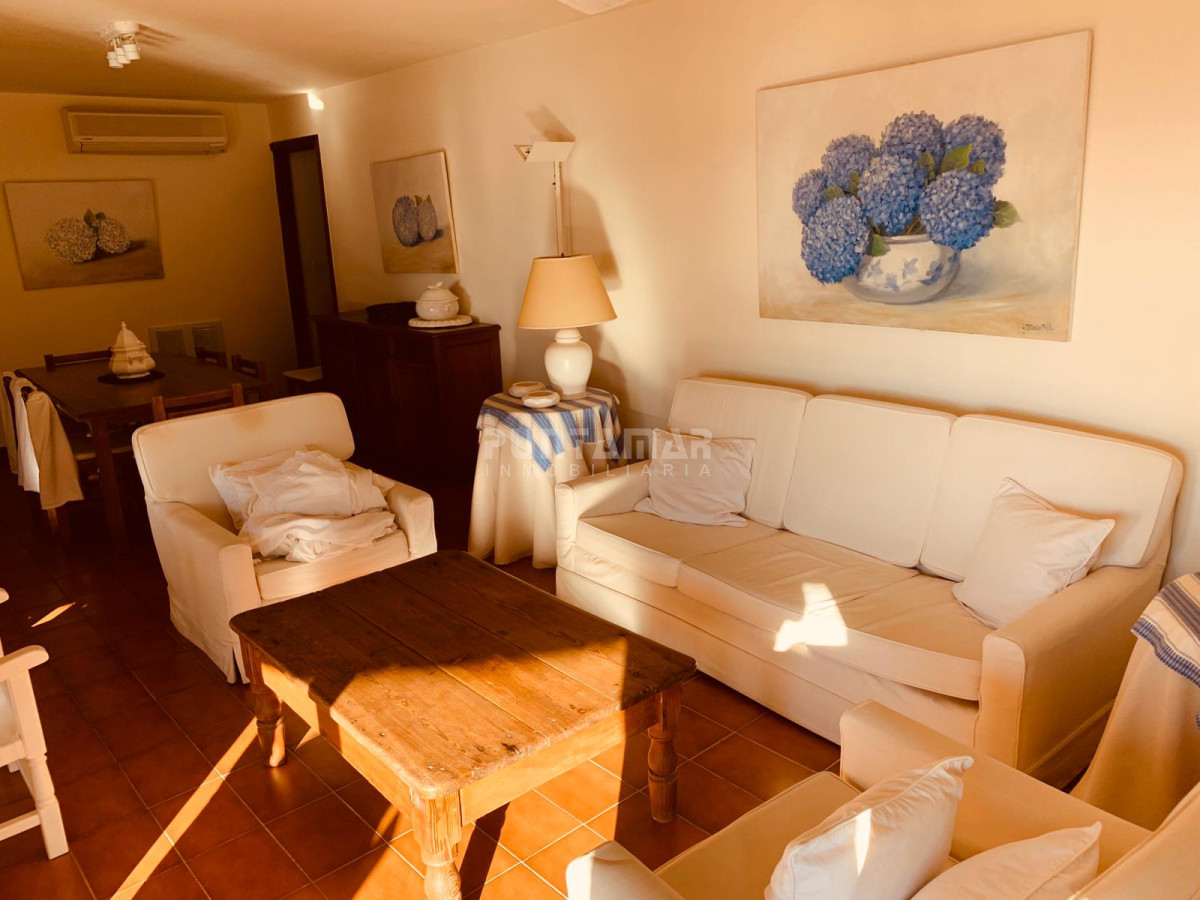 Apartamento ID.213406 - Departamento frente al mar en playa mansa, Peninsula