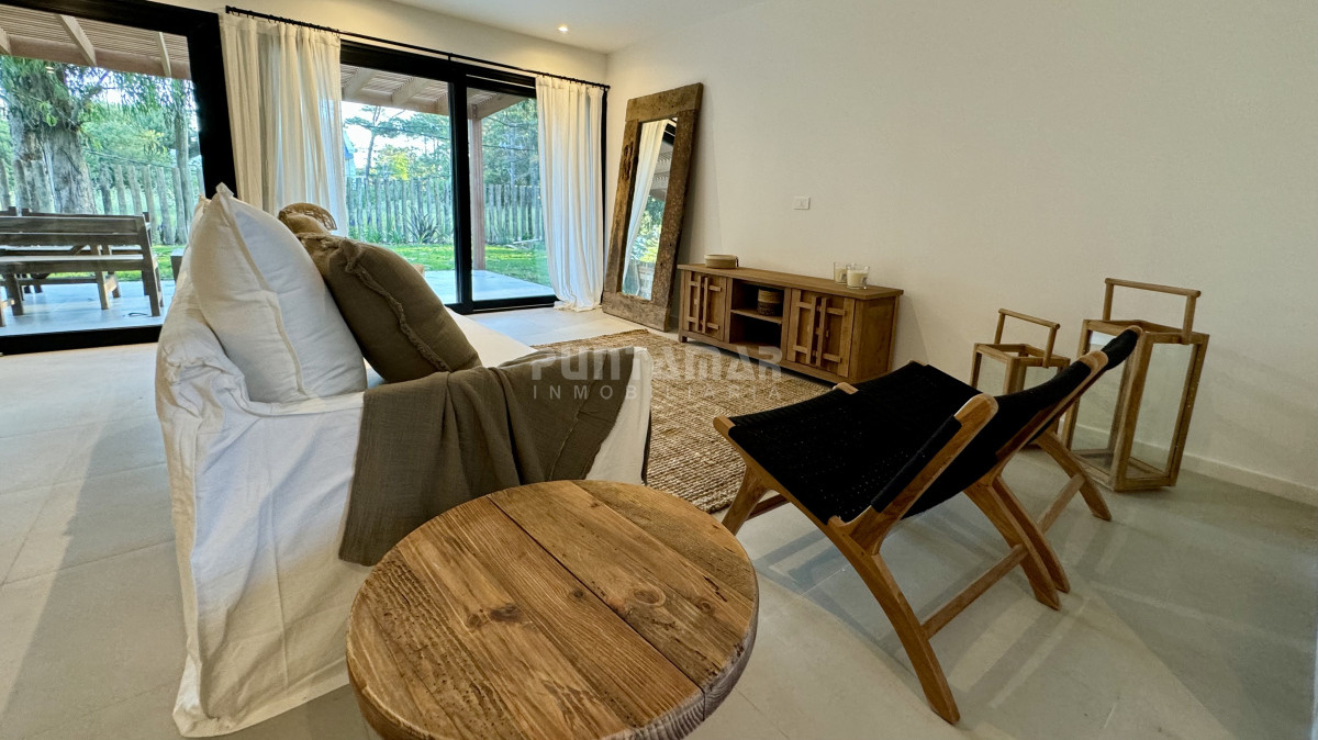 Apartamento ID.213394 - ALQUILER ANUAL EN LA BARRA APARTAMENTO A ESTRENAR 3 DORMITORIOS