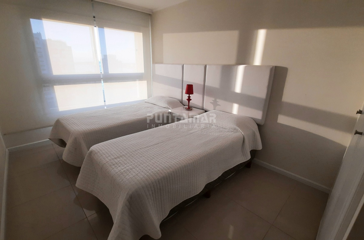 Apartamento ID.1369 - Departamento de 3 dormitorios en suite en Edificio de gran categoria