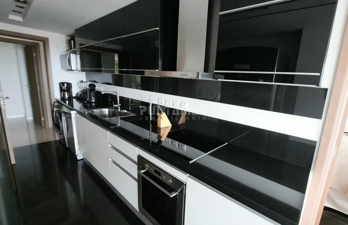 Apartamento ID.212793 - DEPARTAMENTO DE 3 DORMITORIOS EN EDIFICIO DE CATEGORIA 
