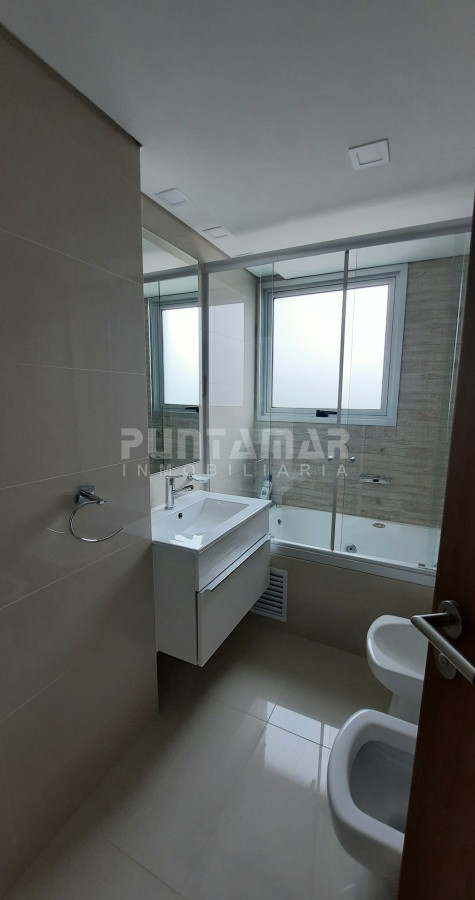 Apartamento ID.212793 - DEPARTAMENTO DE 3 DORMITORIOS EN EDIFICIO DE CATEGORIA 