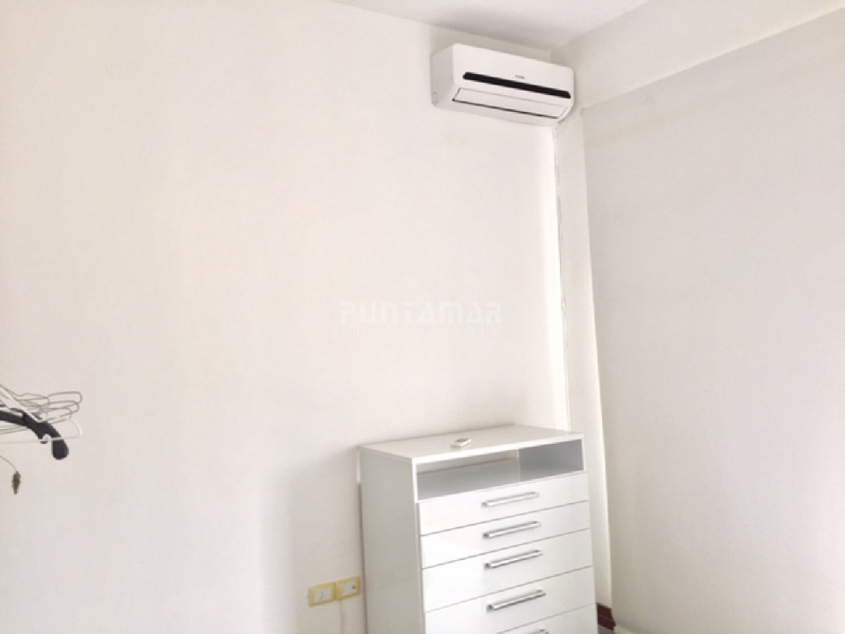 Apartamento ID.211693 - Apartamento en Manantiales, 2 dormitorios *