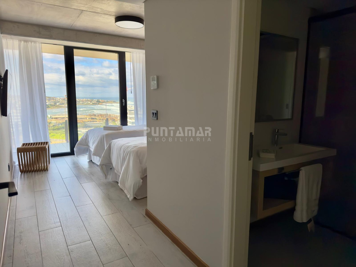 Apartamento ID.213518 - ESPECTACULAR APARTAMENTO EN SURFSIDE CON VISTAS PANORAMICAS A LA BARRA Y AL MAR