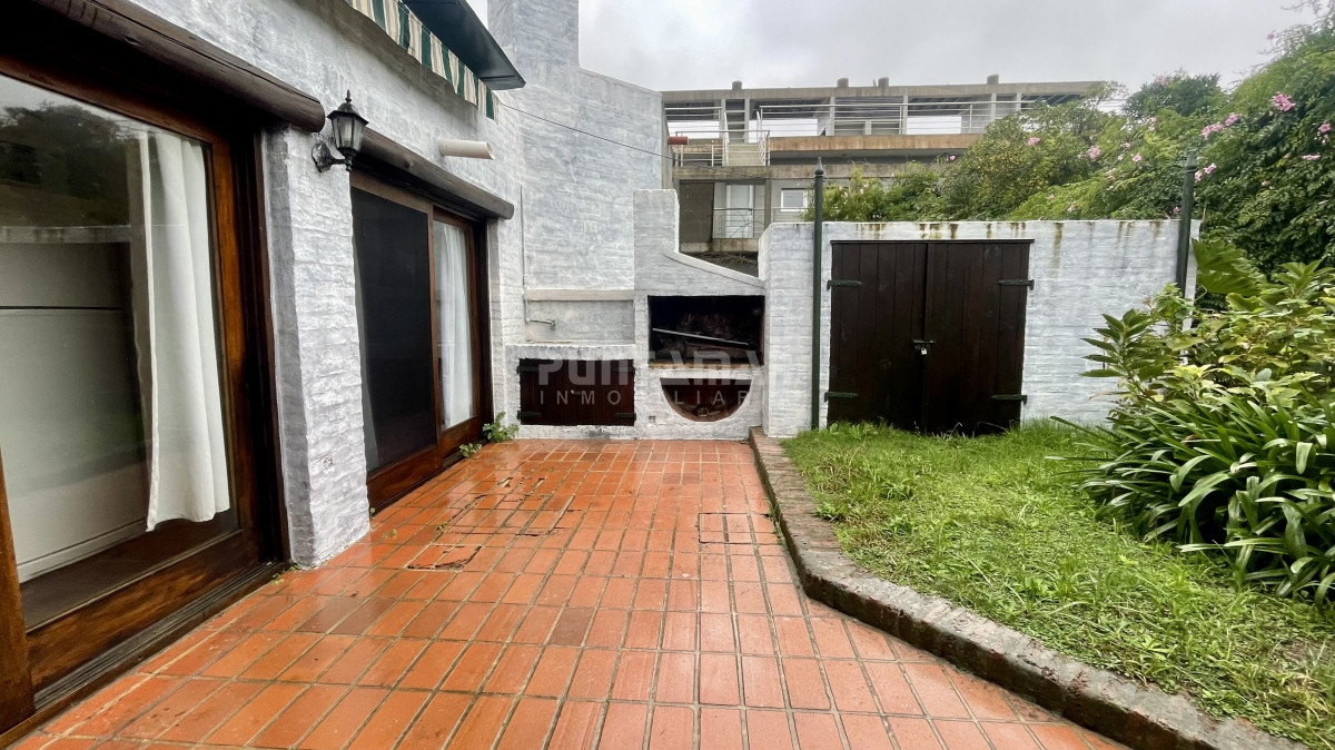 Apartamento ID.213325 - APARTAMENTO TRIPLEX 3 DORMITORIOS LA BARRA A METROS DE LA PLAYA