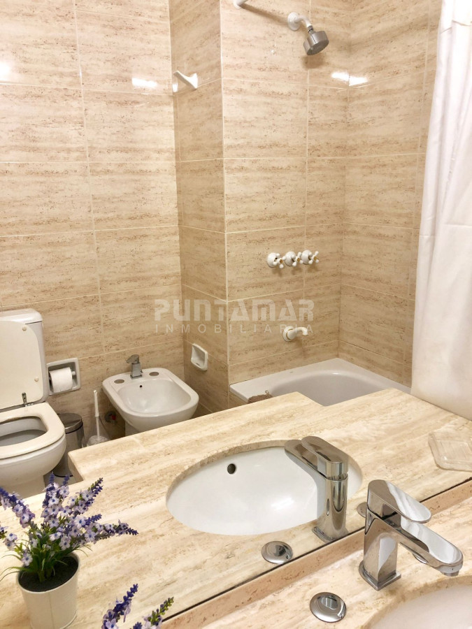 Apartamento ID.212564 - DEPARTAMENTO FRENTE A PLAYA BIKINI, EN EDIFICIO DE CATEGORIA