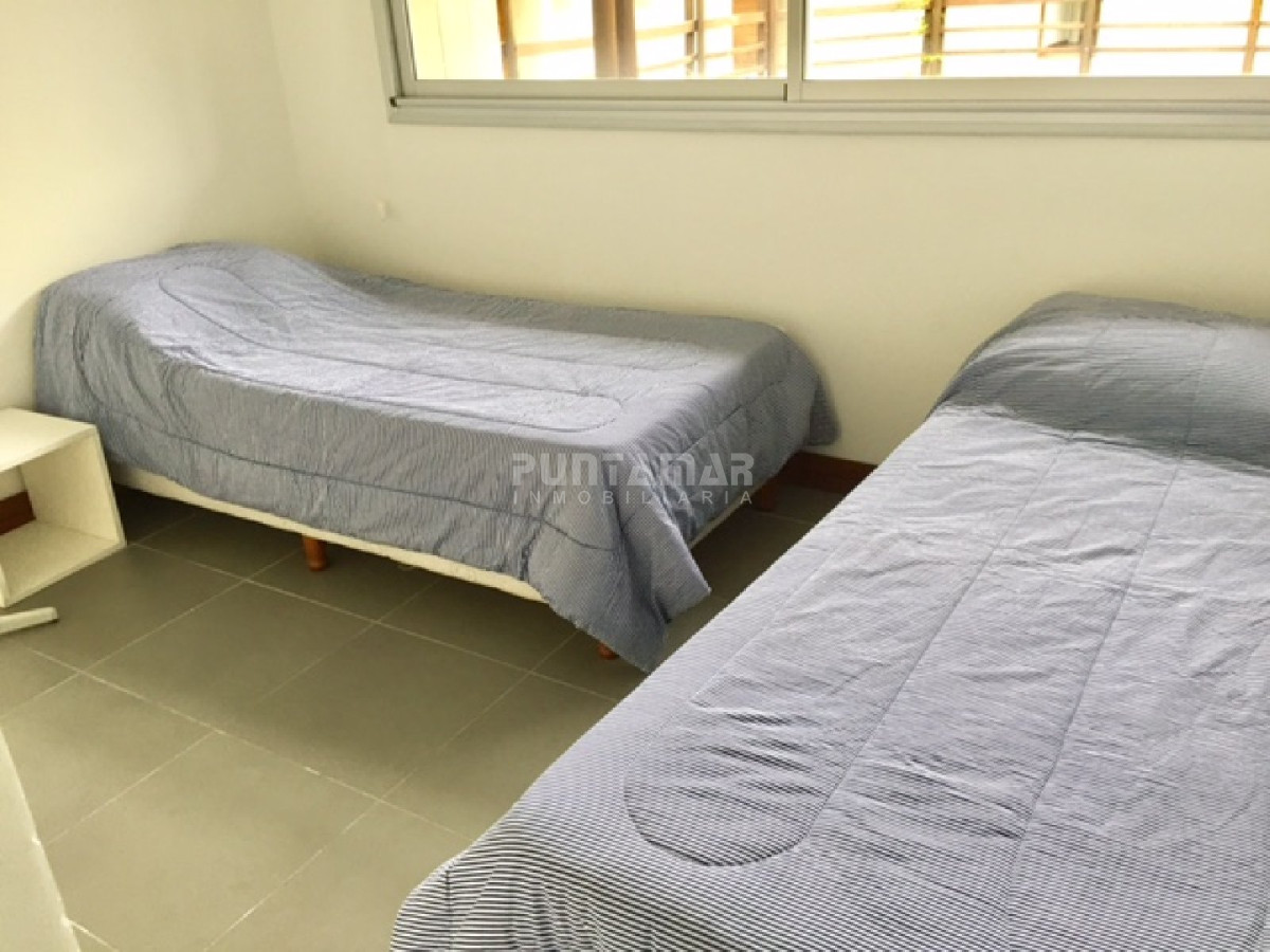 Apartamento ID.211693 - Apartamento en Manantiales, 2 dormitorios *