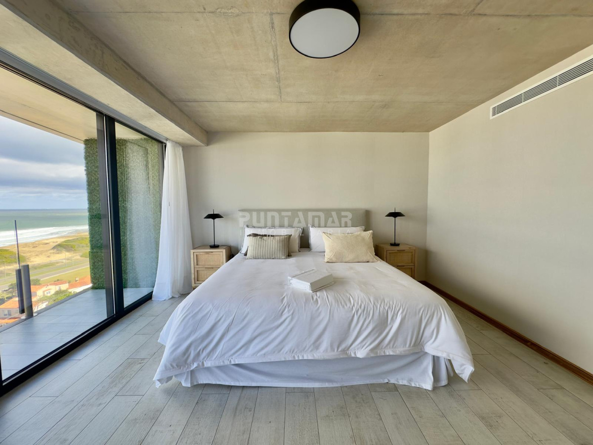 Apartamento ID.213518 - ESPECTACULAR APARTAMENTO EN SURFSIDE CON VISTAS PANORAMICAS A LA BARRA Y AL MAR