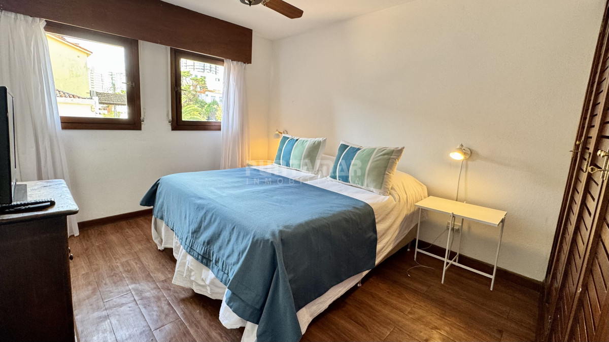 Apartamento ID.1049 - ALQUILER HERMOSO APARTAMENTO CON VISTA AL MAR EN PUNTA DEL ESTE