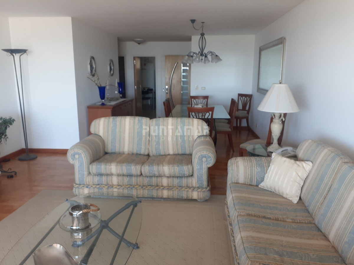 Apartamento ID.212851 - DIVINO DUPLEX FRENTE AL MAR, ALQUILER TEMPORADA 