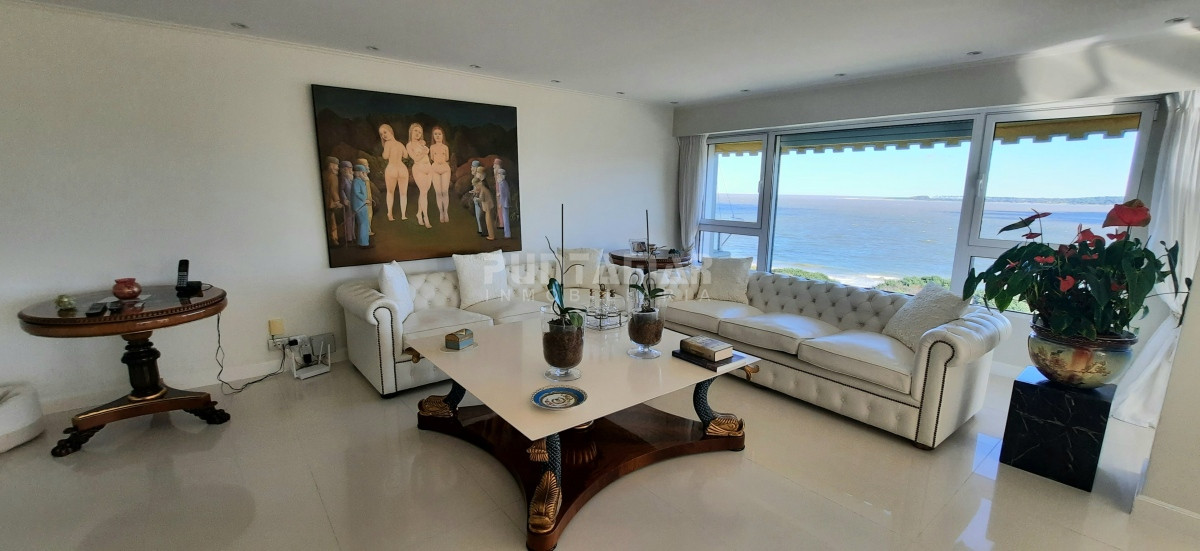 Apartamento ID.213312 - IMPORTANTE DEPARTAMENTO DE 3 DORMITORIOS EN PRIMERA LINEA DE LA MANSA 
