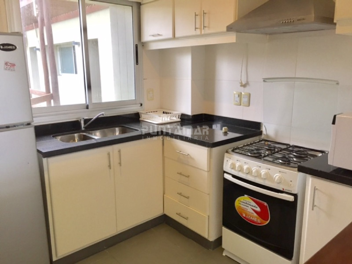 Apartamento ID.211693 - Apartamento en Manantiales, 2 dormitorios *