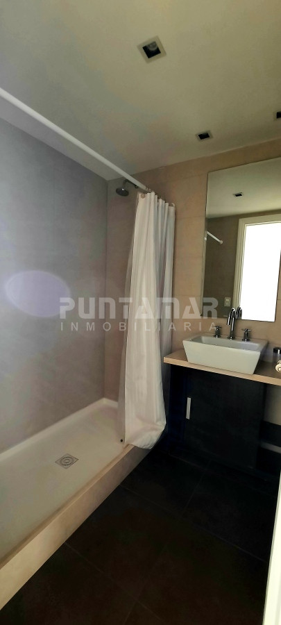 Apartamento ID.213329 - IMPORTANTE DEPARTAMENTO DE 3 DORMITORIOS EN SUITE EN EDIFICIO DE CATEGORIA